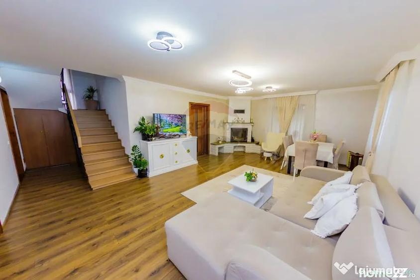 Casă cu 4 camere cu Teren 2900 Mp în Colțirea