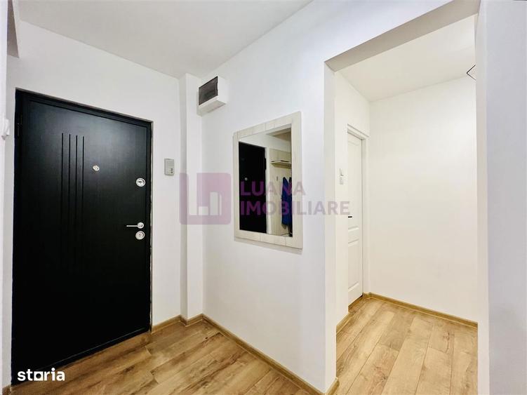 Apartament cu 3 camere decomandat, mobilat în Ștrand