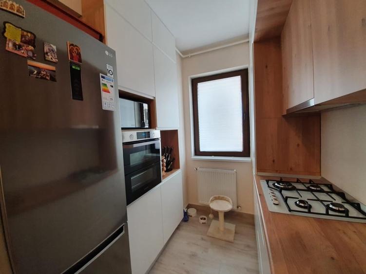 Apartament cu 2 camere semidecomandat în Fundeni
