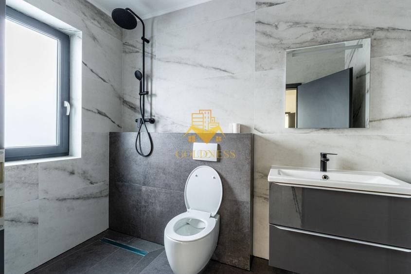 Duplex cu 6 camere cu Canalizare în Europa