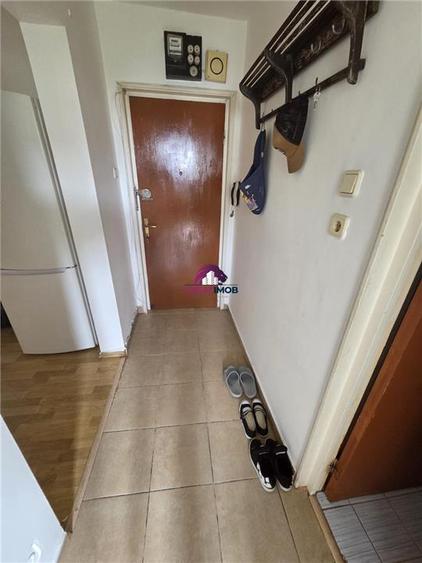 Apartament cu 2 camere decomandat în Tei