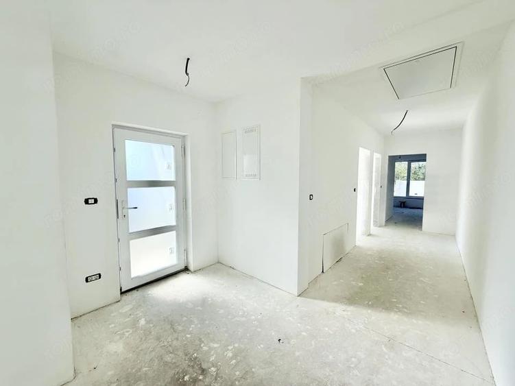 Duplex pozitionat central - 4 camere - 415 mp teren - 4