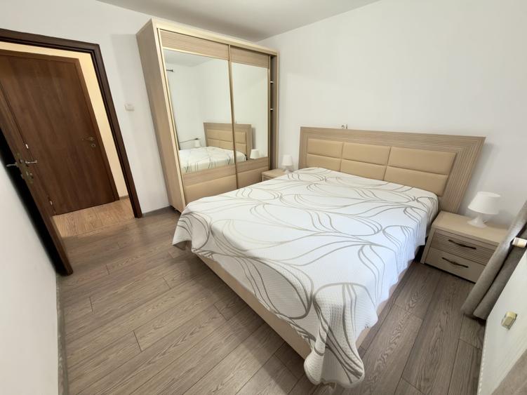 Apartament cu 3 camere decomandat, mobilat în Moșilor