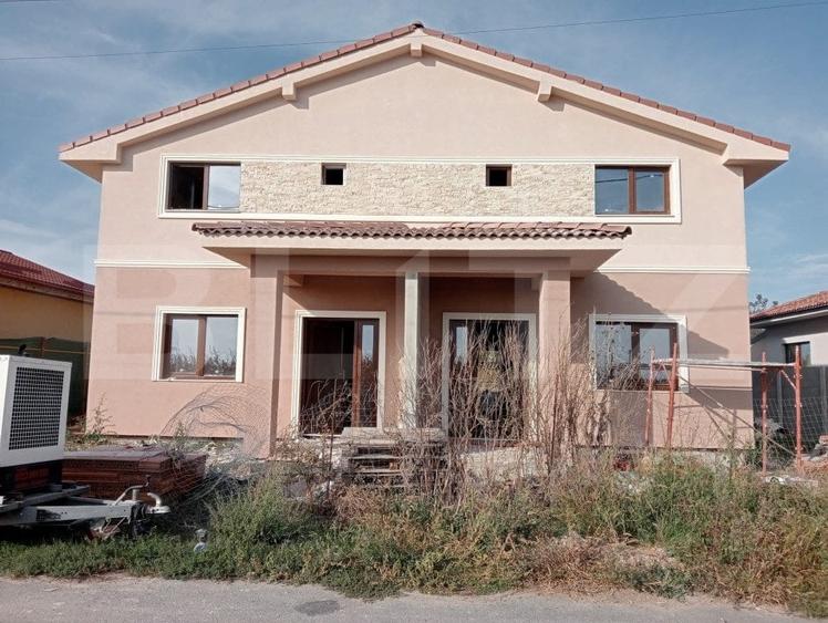 Duplex cu 4 camere cu Teren 250 Mp în Sânandrei