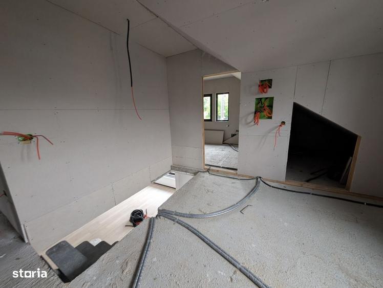 Casă cu 3 camere în Mărgineni