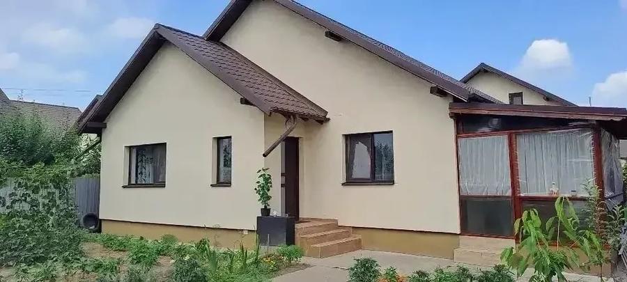 Casă cu 3 camere cu Teren 450 Mp în Letea Veche