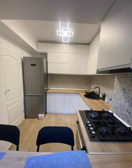 Apartament cu 2 camere decomandat, mobilat în 1 Mai