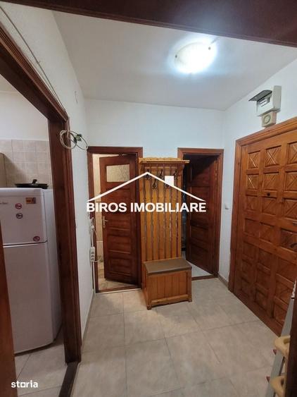 Garsonieră decomandată în Calea București