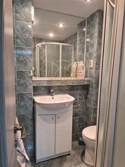 Apartament cu 3 camere decomandat în Mihai Bravu