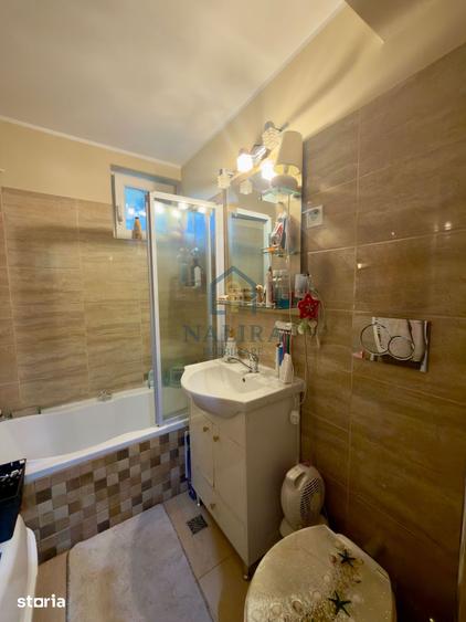 Apartament cu 2 camere decomandat în Republicii