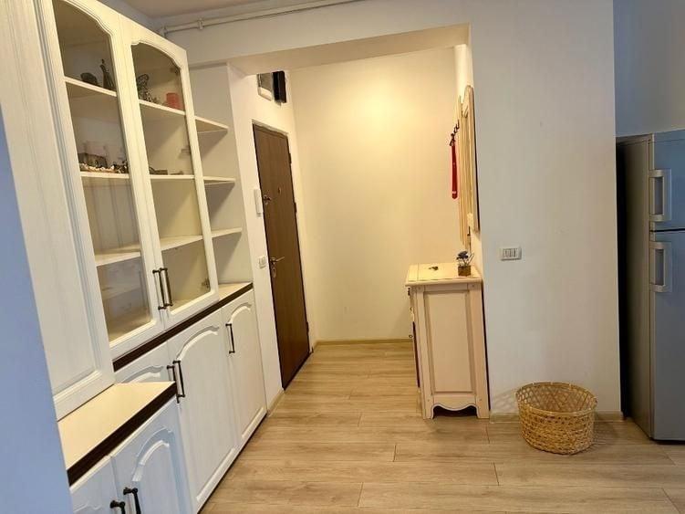 Apartament cu 3 camere decomandat, mobilat în Giroc