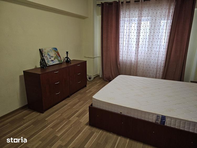 Apartament cu 3 camere în Tudor Vladimirescu