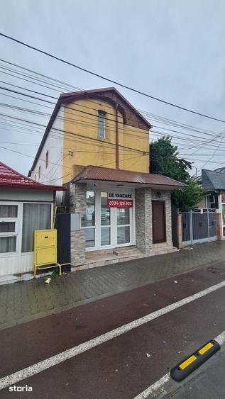 Casă cu 4 camere decomandat cu Teren 120 Mp în 1 Decembrie