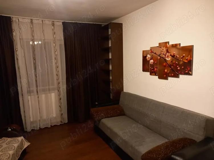 Apartament cu 2 camere decomandat în Vest