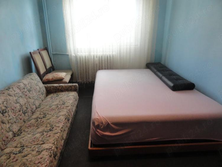Apartament cu 3 camere semidecomandat în Micălaca