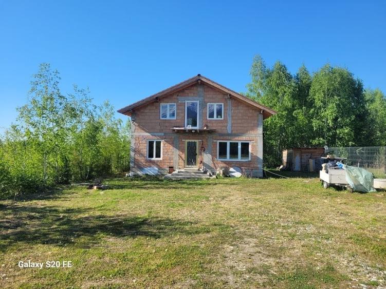 Casă cu 4 camere în Lazaret