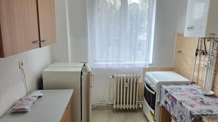 Apartament cu 2 camere decomandat în Gojdu