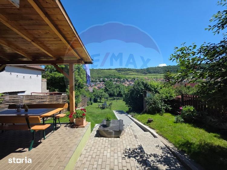 Casă cu 3 camere cu Teren 614 Mp în Central