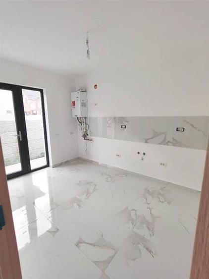 Casă cu 4 camere cu Teren 280 Mp în Alexandriei