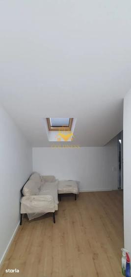 Apartament cu 3 camere în Zorilor