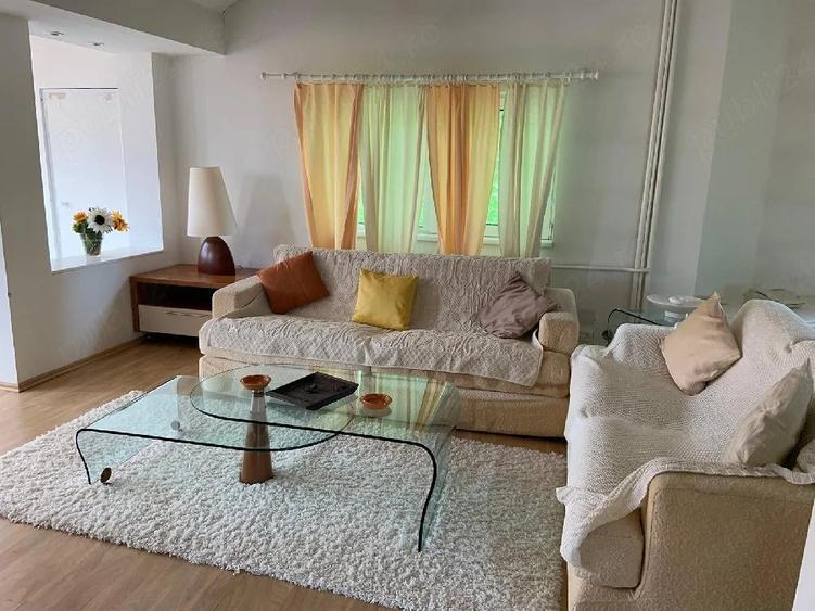 Apartament cu 2 camere semidecomandat în Gara de Nord