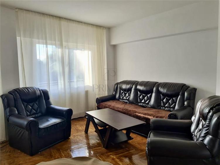Apartament 3 camere Complexul Studentesc 95 mp Spatios - 1