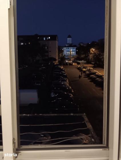 Garsonieră decomandată, mobilată în Circumvalațiunii
