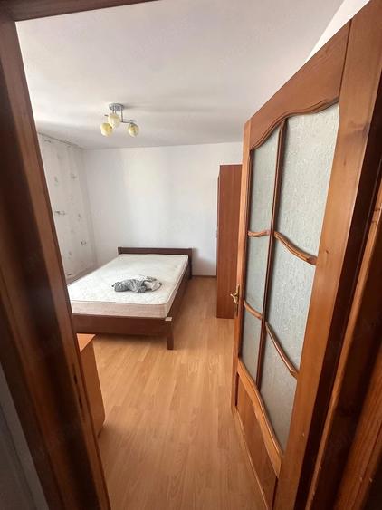 Apartament cu 2 camere decomandat în Precista