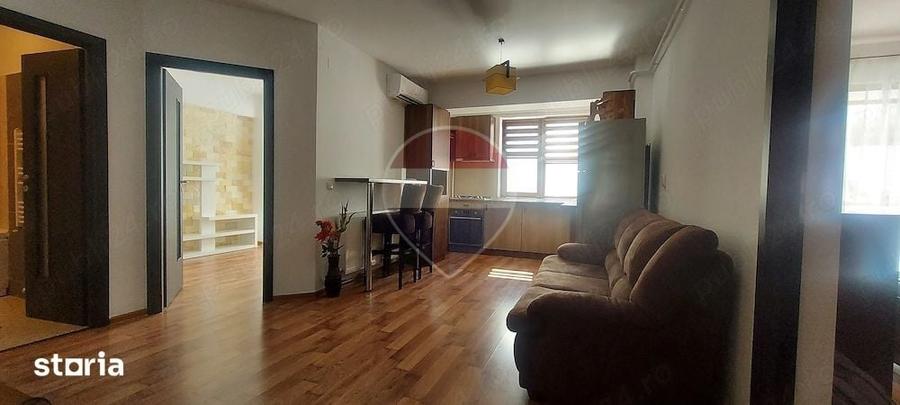 Apartament cu 3 camere decomandat în Tătărași