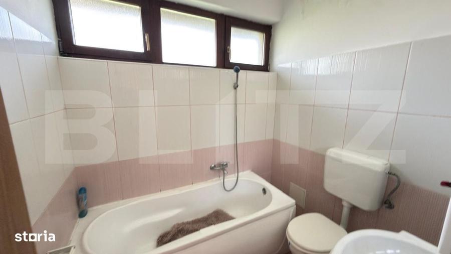 Apartament cu 3 camere în Careiului