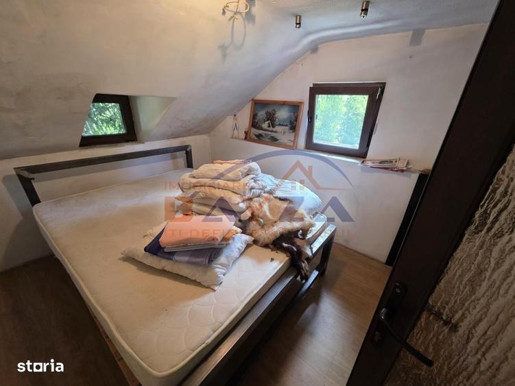 Casă cu 3 camere în Chiuzbaia
