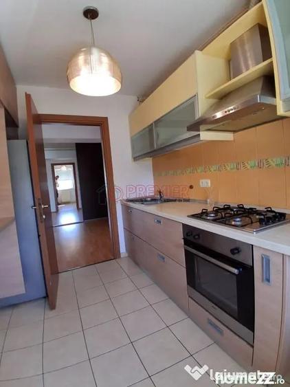 Apartament cu 2 camere decomandat în Splaiul Unirii