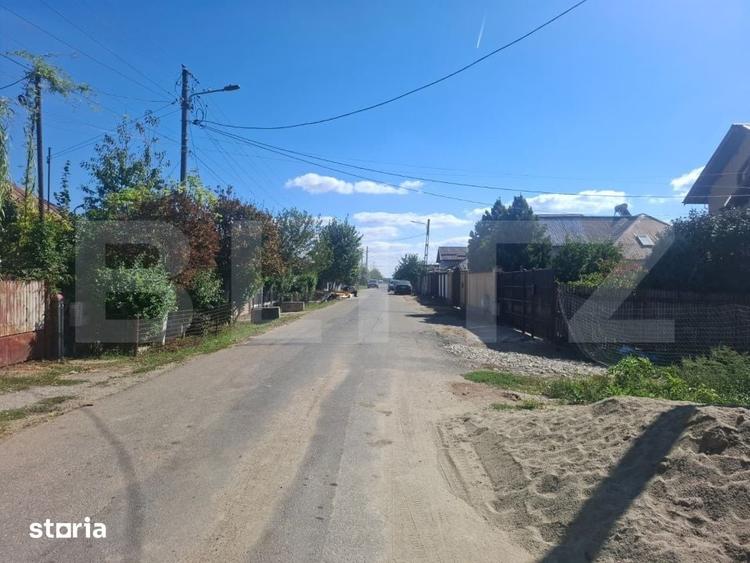 Teren de 580 mp, în Ulmi
