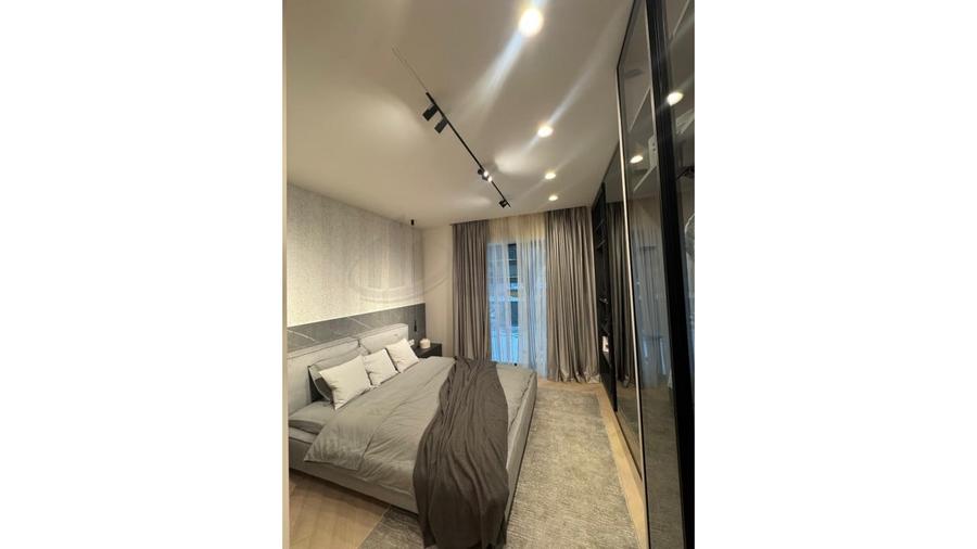 Apartament cu 2 camere decomandat în Aviației