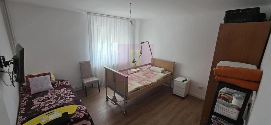 Casă cu 4 camere cu Teren 497 Mp în Central