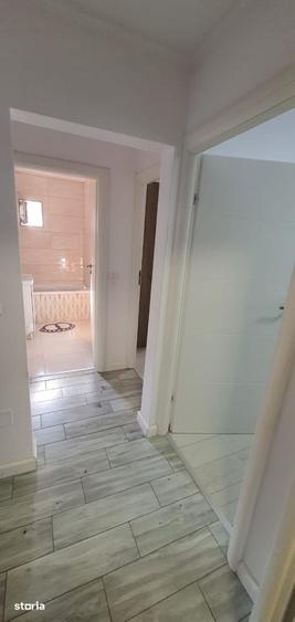 Apartament cu 4 camere decomandat în Rogerius
