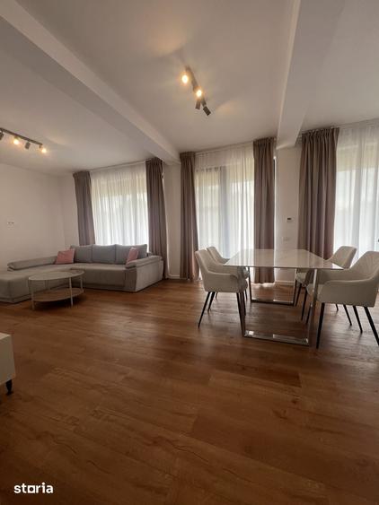 Casă cu 3 camere cu Teren 350 Mp în Central