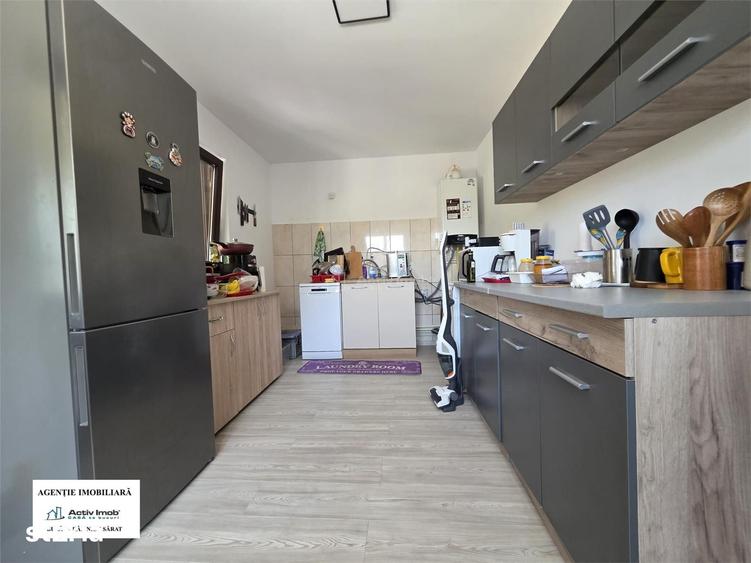 Casă cu 2 camere cu Teren 1000 Mp în Vernești