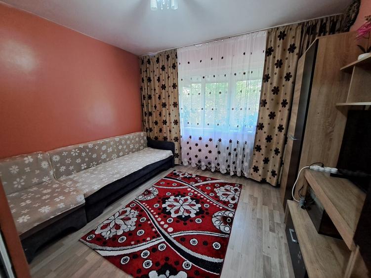 Apartament semidecomandat în Tudor Vladimirescu