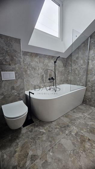 Apartament cu 3 camere semidecomandat, mobilat în Turnișor