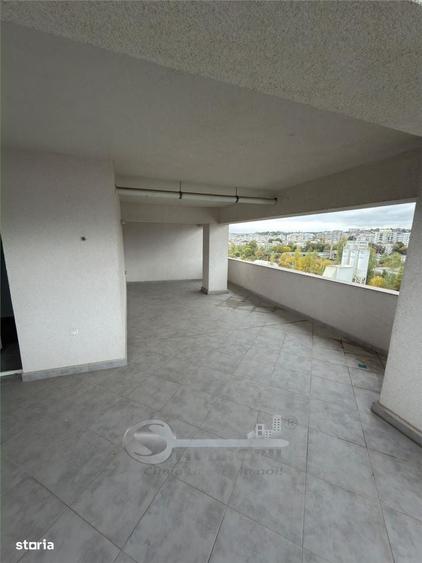 Apartament cu 3 camere în Sud