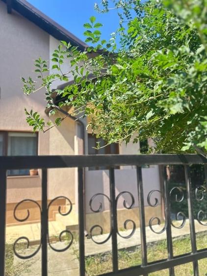 Duplex cu 3 camere cu Canalizare în Valea Adâncă