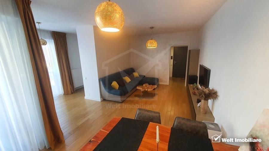 Apartament cu 2 camere semidecomandat, mobilat în Central