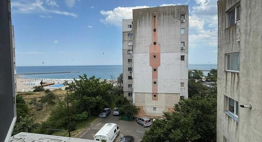 Apartament cu 2 camere decomandat, mobilat în Faleza Nord