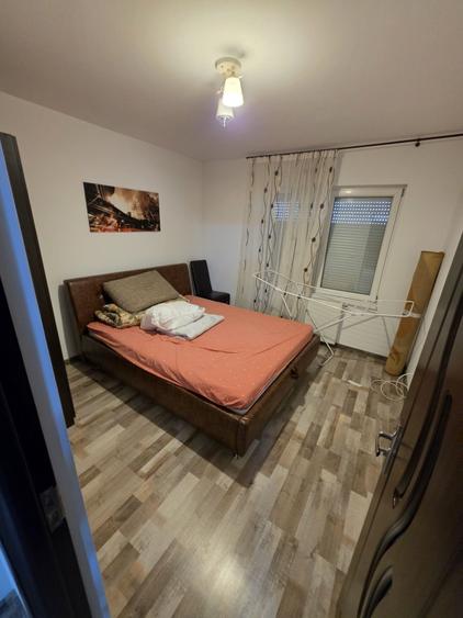 Apartament cu 3 camere în Florești