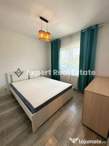 Casă cu 4 camere cu Teren 300 Mp în Central