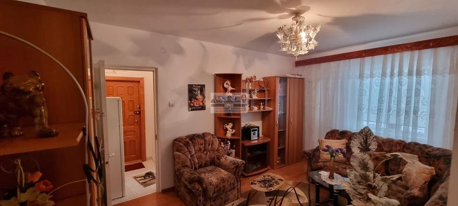 Apartament cu 2 camere semidecomandat, mobilat în Central