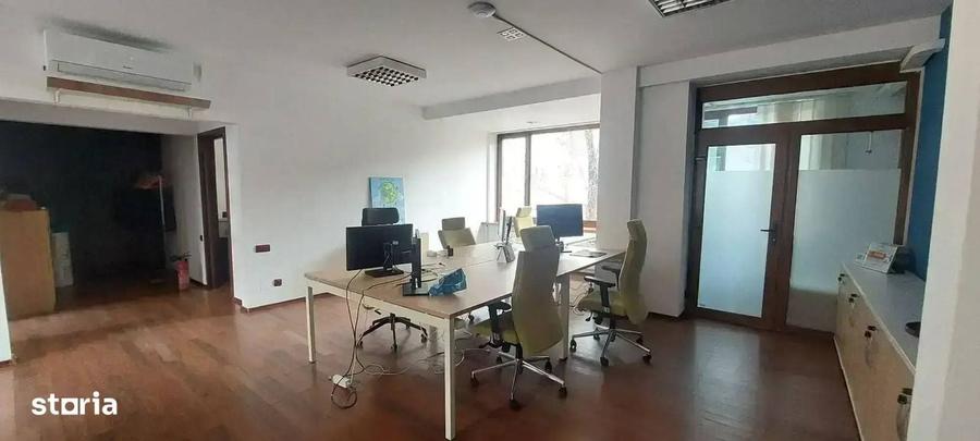 Apartament cu 4 camere decomandat în Dorobanți