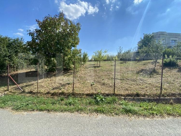 Teren Construcții intravilan de 1500 mp, în Aghireș