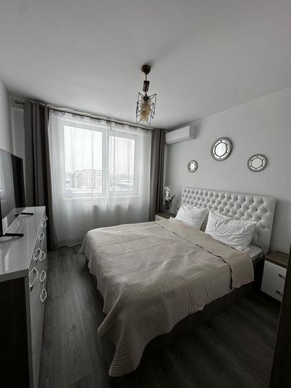 Apartament cu 2 camere decomandat în Păcii